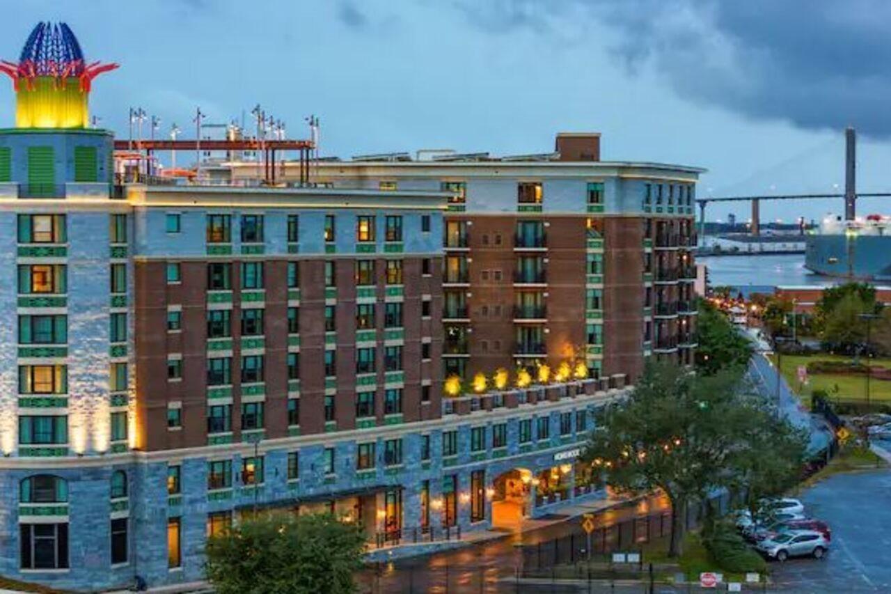 Homewood Suites Savannah Historic District/Riverfront Экстерьер фото